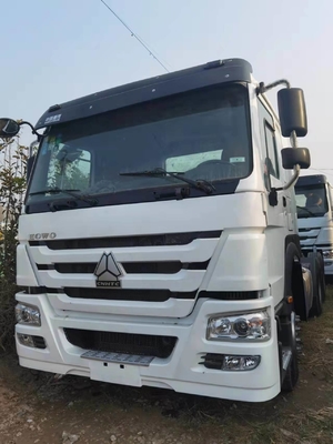 Sinotruk HOWO Tracteur lourd d'occasion Tête de remorque 6*4 2018 371-375HP ISO approuvé