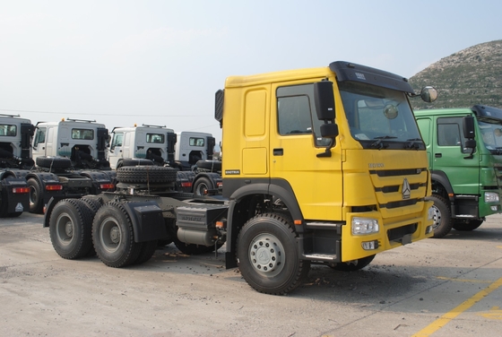 Vendre un camion-tracteur Sinotruk avec la norme d'émission Euro 2 5600x2300x1500