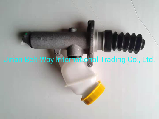 Sinotruk HOWO Pièces détachées d'un camion Clutch Master Cylinder Wg9719230013 Wg9719230023 Noir