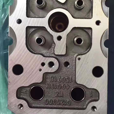 Sinotruk HOWO Wd615 Tête de cylindre du moteur diesel Az1095040123 Composant de voiture personnalisé