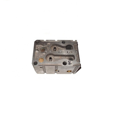 Sinotruk HOWO Wd615 Tête de cylindre du moteur diesel Az1095040123 Composant de voiture personnalisé