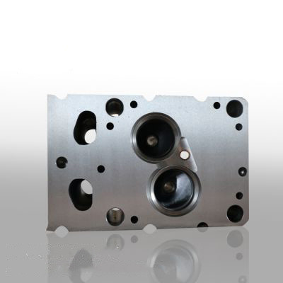 Sinotruk Wd615 Tête de cylindre du moteur 612600040282 Paiement de l'aide en USD modèle de camion Haowo