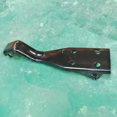 Charnière de porte droite pour Sinotruk HOWO Cabine de camion Az1642110033 Pièces du système de direction