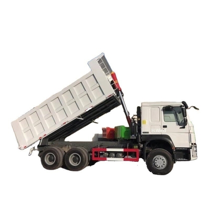 Sinotruk 10 roues 6X4 371HP et camion de décharge HOWO utilisé avec conception de pneus sans tube