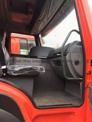 Capacité de charge de 21 à 30 tonnes utilisée HOWO Camion à conteneurs lourds Style de levage avant 371HP 375HP