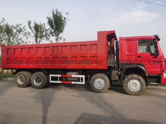 Type de camion Truck de décharge d'occasion HOWO Shacman/8*4 371HP 350HP pour les besoins du transport
