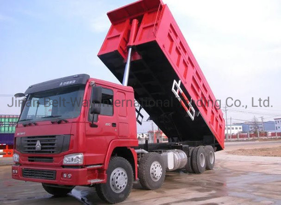 HOWO 12 roues 8*4 60 tonnes camion-départition camion-départition 8*4 pour le transport lourd
