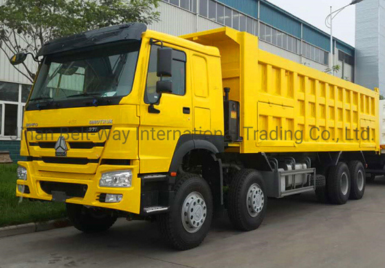 HOWO 12 roues 8*4 60 tonnes camion-départition camion-départition 8*4 pour le transport lourd