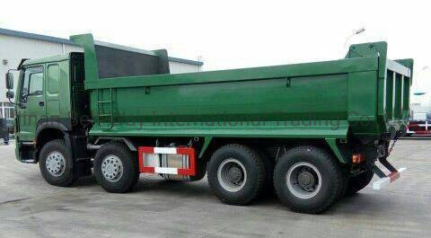 HOWO 12 roues 8*4 60 tonnes camion-départition camion-départition 8*4 pour le transport lourd
