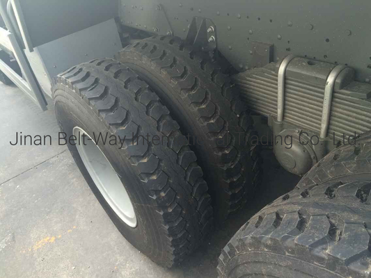 6.8m 7.3m 30 tonnes Sinotruk lourd usage 8*4 HOWO camion de décharge