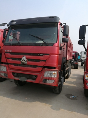 Sinotruk HOWO Camions à décharge Camions à décharge lourds 5800*2300*1500 mm avec consommation