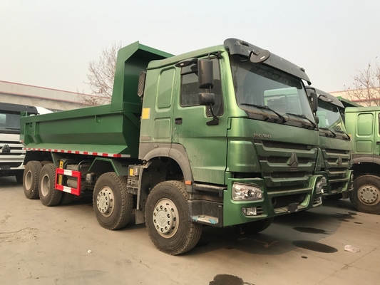 Certifié ISO 12 roues LHD Sinotruk HOWO 8X4 RC camionneur à bascule 60 tonnes