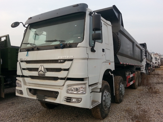 Certifié ISO 12 roues LHD Sinotruk HOWO 8X4 RC camionneur à bascule 60 tonnes