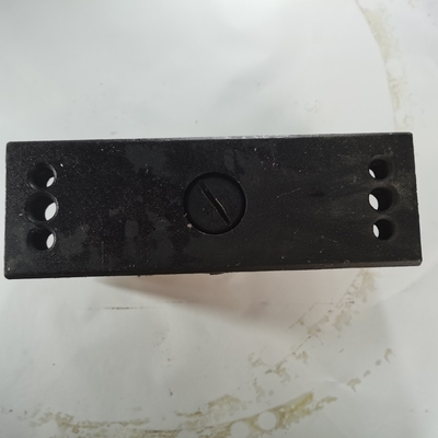 Sinotruk HOWO Pièces détachées de camions Coussin de support arrière du moteur avec politique de remboursement Wg9725593031