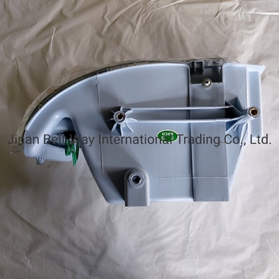Sinotruk HOWO Pièces détachées de camions Pièces détachées de camions Lampes de tête Wg9719720001 pour le marché de l'Asie du Sud