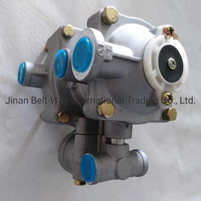 Valve de commande de remorque Wg9000360180 pour Sinotruk HOWO Truck Parts sur le marché de l'Asie du Sud