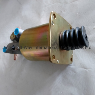 Parties du système de freinage Wg9725230040 Cylindre d'accélérateur d'embrayage pour camion Sinotruk HOWO OEM