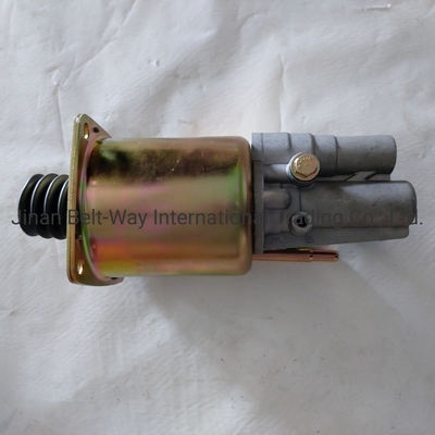 Parties du système de freinage Wg9725230040 Cylindre d'accélérateur d'embrayage pour camion Sinotruk HOWO OEM